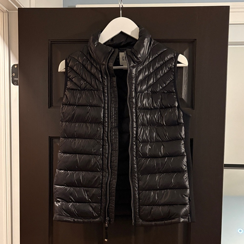 GAP Shiny Leather Puffer Black Quilted Vest